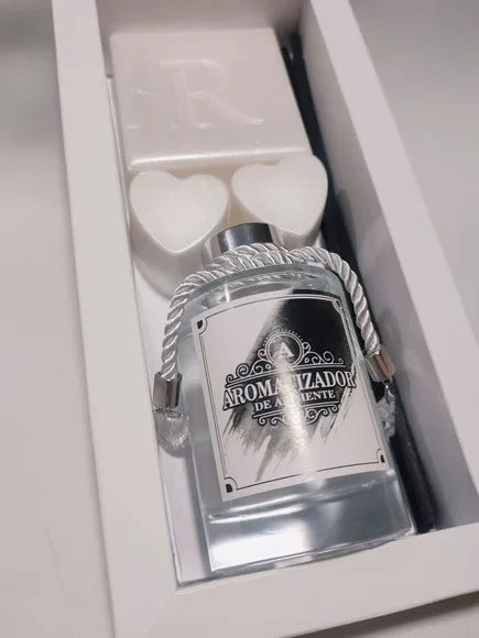 Presente Personalizado: Kit Aromatizador com Sabonetes