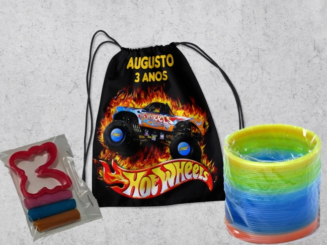 Kit Mochilinha + Mini Massinha de modelar e Mola Maluca  Casa Magica Hot Wells