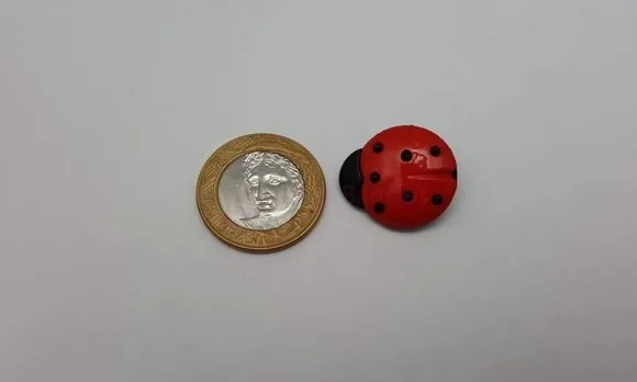 Aplique Botão Joaninha de 2,5cm - Pacotes com 12 unidades