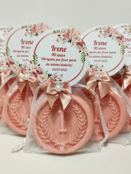 Lembrancinha 70 Anos, Sabonete Letra Inicial Personalizada