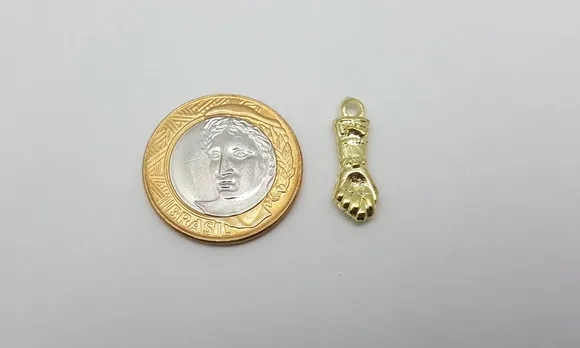 Pingente de Figa Dourada com 2,2cm - 12 unidades
