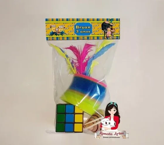 Kit Brinquedos Retrô Tema Meu Malvado Favorito