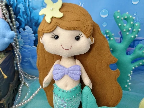 Pequena Sereia de feltro e Peixinho