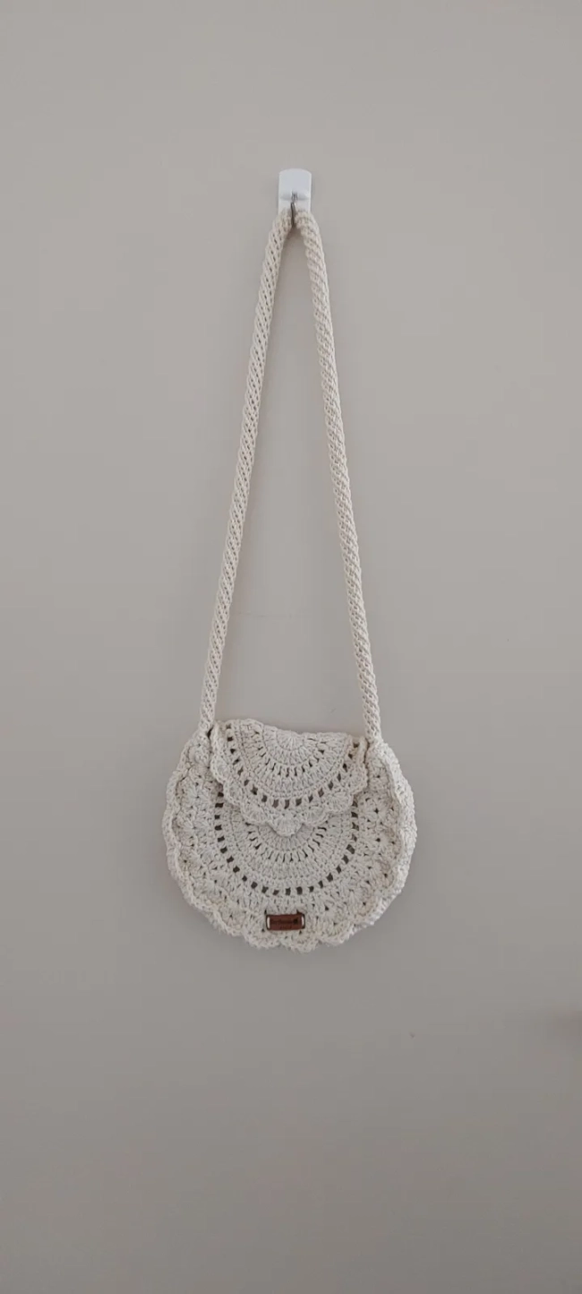 Bolsa Boho em crochê redonda