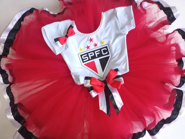 Roupa time