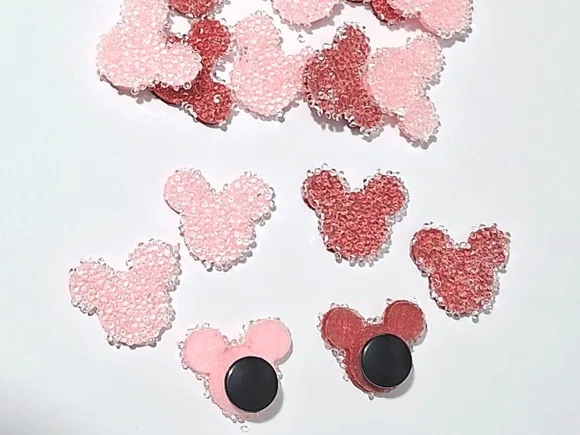 Pins de Crocs Minnie Eva com Pedrinhas Pacote com 6 Unidades
