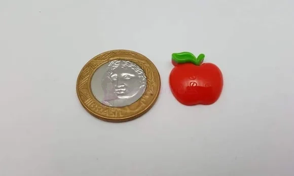 Aplique Maçã de Resina 1,8cm Pacote com 15 Unidades