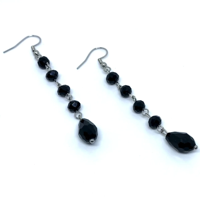 Brinco em Aço Inoxidável com Cristal Flat e Gota de Cristal Negro Facetado