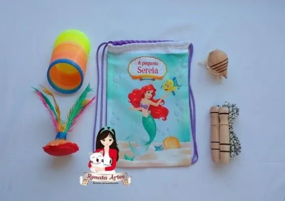 Mochila Boa Infância Tema a Pequena Sereia Ariel