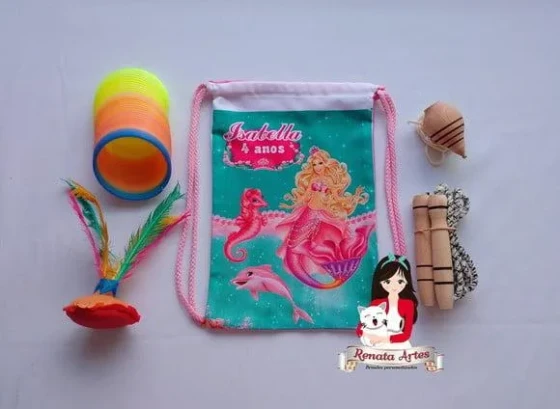 Mochila Boa Infância Tema Barbie Sereia