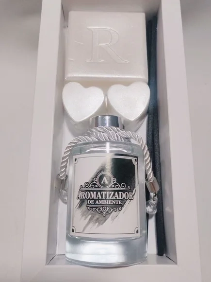 Presente Personalizado: Kit Aromatizador com Sabonetes