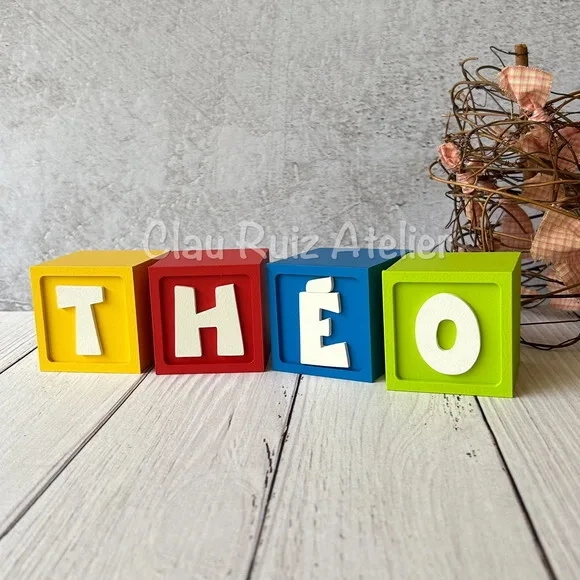Pocoyo 6x6cm - Decoração de Festa Infantil