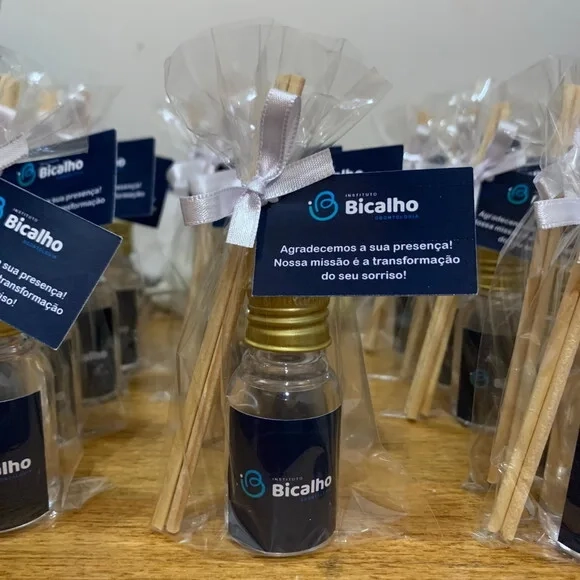 Brinde Corporativo Aromatizador com Logo Consultório
