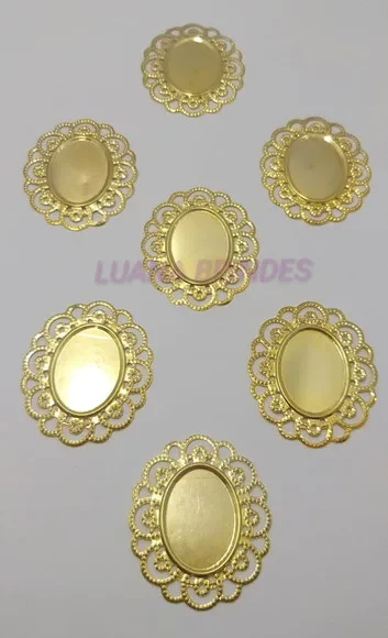 Tag Oval de Metal Dourado - pct com 10 unidades