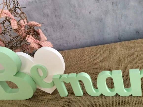 Letras Decorativas com Coroa e Coração