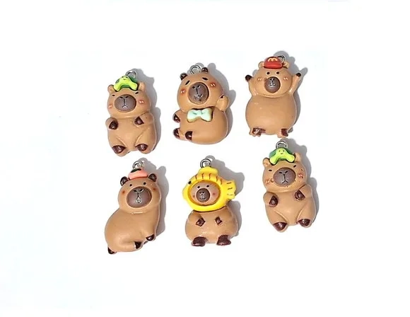 Pingente Capivara 3cm Resina Pacotes com 6 Unidades
