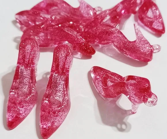 Pingente Sapatinho Rosa com Glitter Acrílico 3,5cm -20 Peças
