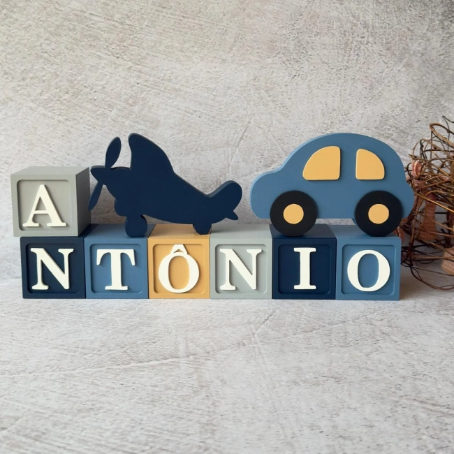 Cubos Decorativos Personalizados para Bebê – Nome com Carro e Avião