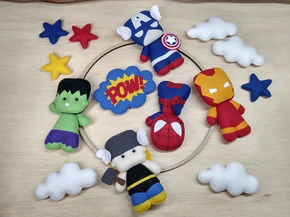 Móbile Super Heróis Toy* Chamar Chat