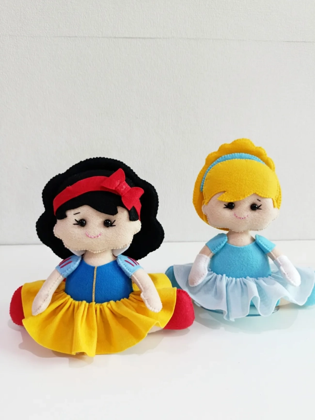 Centro de mesa Princesa Baby em feltro.