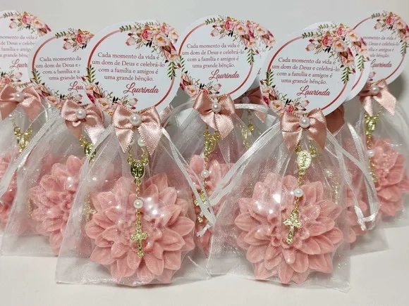 Lembrancinha 90 Anos: Sabonete Flor Dália com Mini Terço
