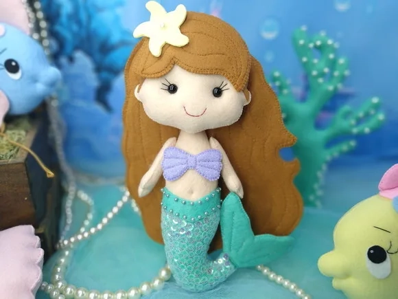 Pequena Sereia de feltro e Peixinho