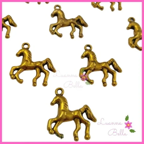 Pingente de Metal Cavalo Dourado - Pct c/9 unidades