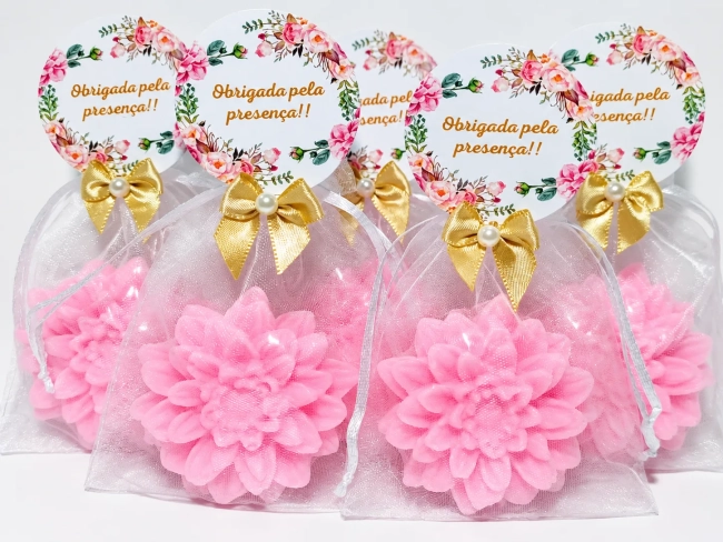 Lembrancinha de Aniversário 70 Anos: Sabonete Flor Dália