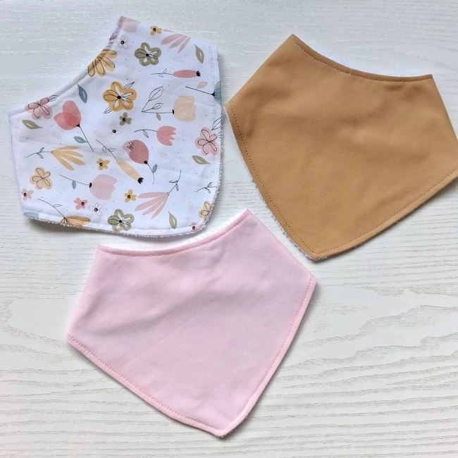 Kit 3 Babadores Bandana Premium para bebê - Encanto Floral
