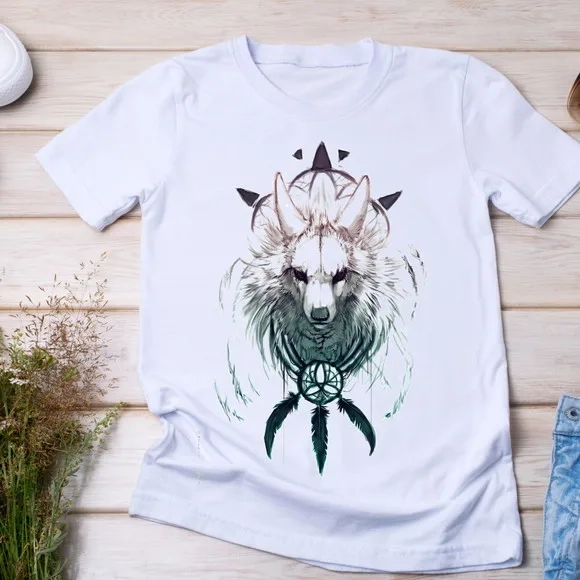 Camiseta Lobo Branco - Estilo Tribal com Filtro dos Sonhos