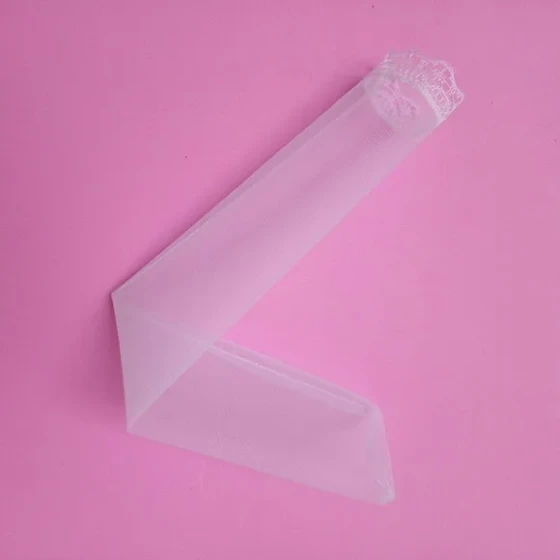 Saquinho de Renda Para Colocar Leque 6X30cm