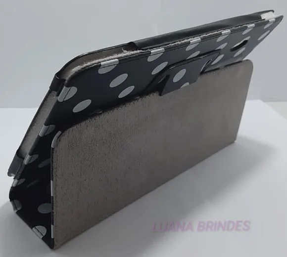 Capa Preta de Couro para Tablet - 1 Unidade