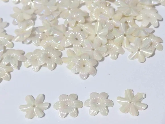 Flor Furta Cor com Furo no Meio 15mm Pacote com 100 Unidades