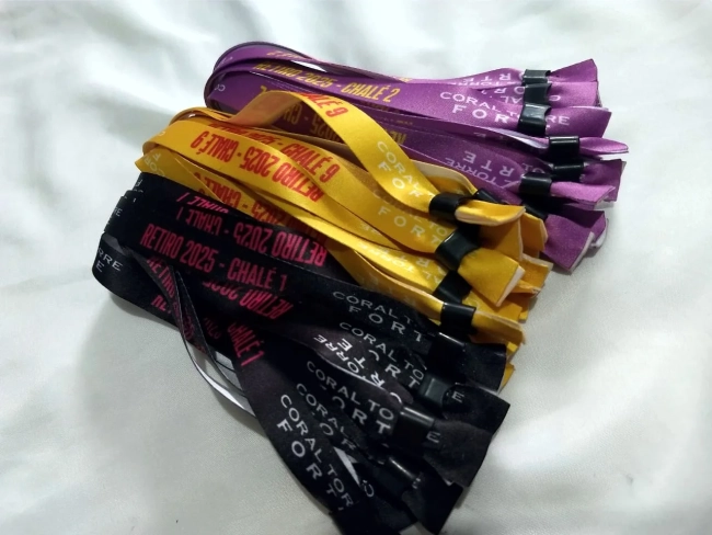 Pulseiras Personalizadas de Tecido Festas e Eventos !