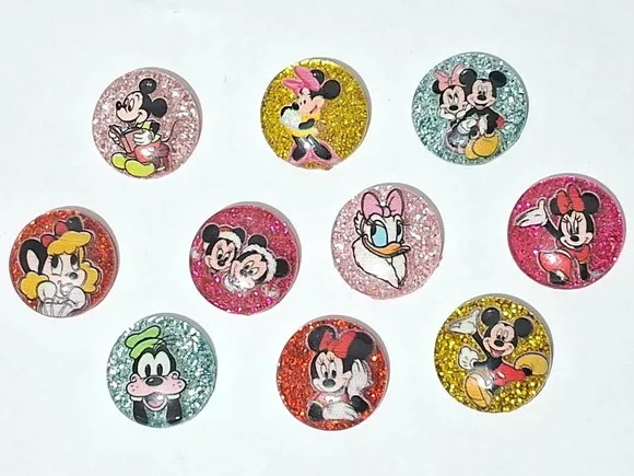 Aplique Mickey e Minnie Redondo 2cm de Resina Pacote com 10