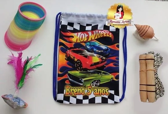 Mochila Boa Infância Tema Hot Wheels