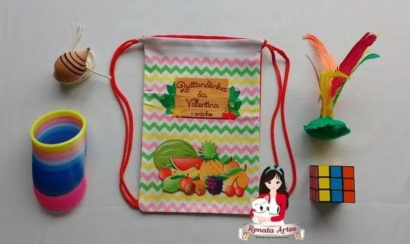 Mochila Brinquedos Retrô Tema Frutas