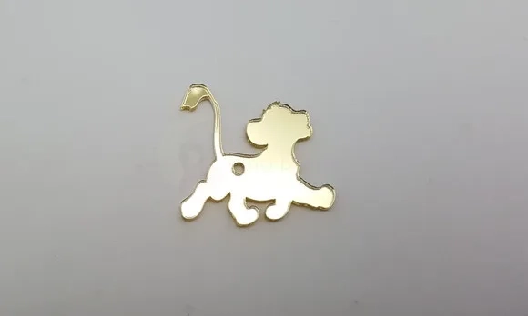 Pingente do Rei Leão em Acrílico Espelhado de 3cm- 6 Peças