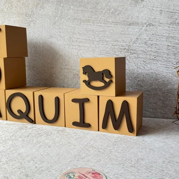 Cavalinho de Balanço + Cubos 6x6cm Ts Decoração Bebê