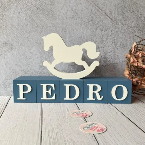 Cavalinho de Balanço + Cubos 6x6cm Ts Decoração Bebê