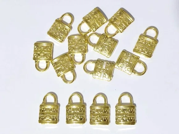 Pingente Cadeado Prata ou Dourado Abs Pacote com 30 Unidades