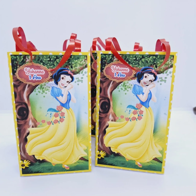 PEGUE E MONTE - Sacolinha Surpresa Personalizada BRANCA DE NEVE