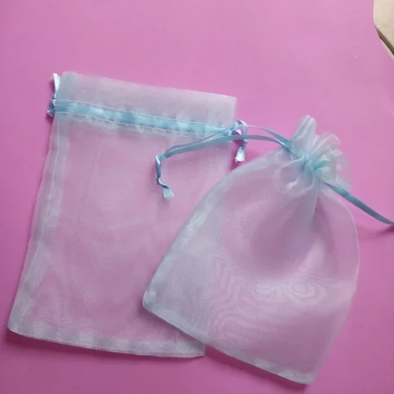 Saquinho Organza Organza Azul com Fita 10x16cm