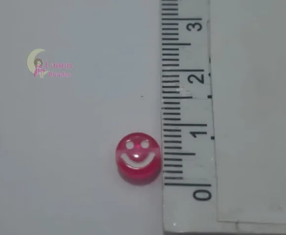Miçanga Colorida Sorridente de acrílico -7mm- pct c/100 unid