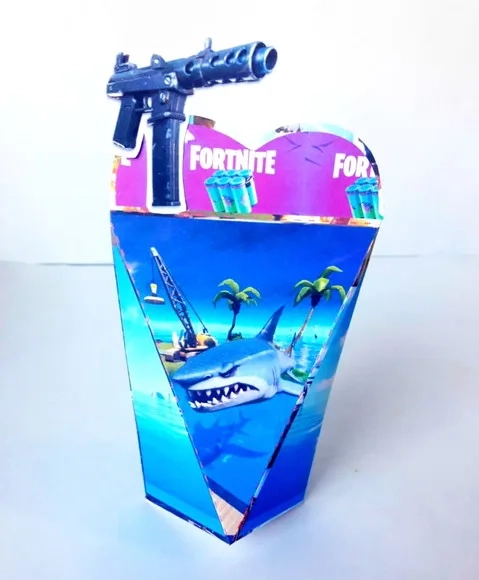 Kit 30 Lembrancinhas Fortnite