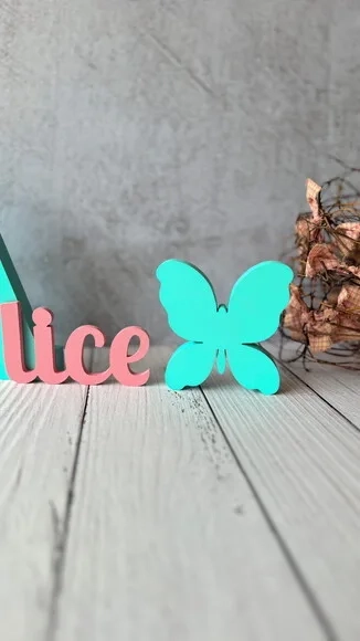 Jardim Encantado - Nomes Personalizados + Borboleta