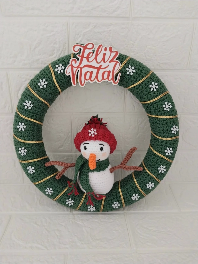 Guirlanda de Natal boneco de neve crochê