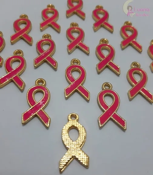 Pingente Outubro Rosa de Metal Dourado - pct c/6 unid