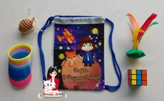 Mochila Brinquedos Retrô Tema o Pequeno Príncipe