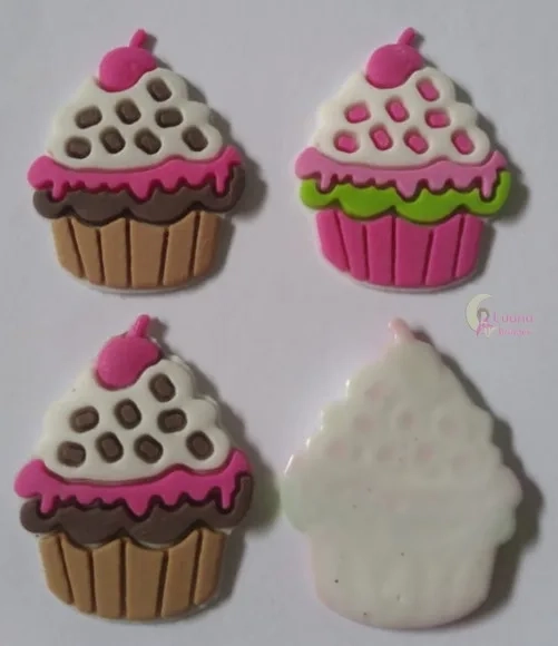 Apliques Cupcakes de borracha - pct c/8 unidades